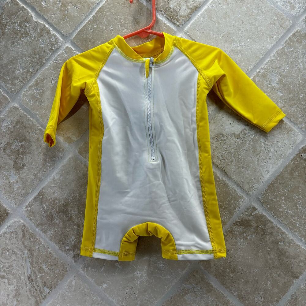 Cuddle Club Boys 6-12 Month Rash Guard Swimsuit